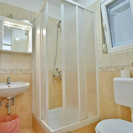 דירה Danica Banjol